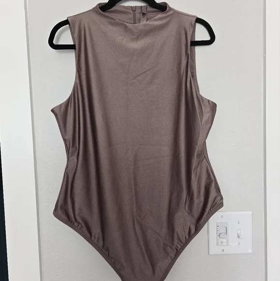 Skims Disco Mock Neck Bodysuit 3X - Picture 2 of 4